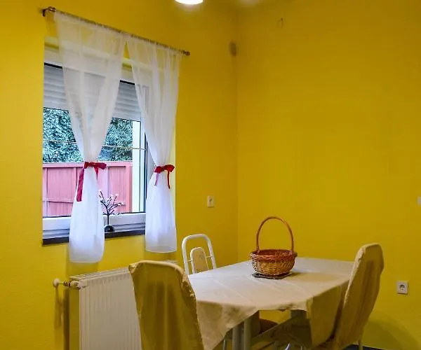 Afrodite Apartmanhaz Вилла Эгер