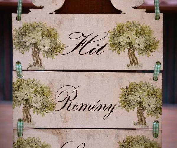 Afrodite Apartmanhaz Вилла Эгер